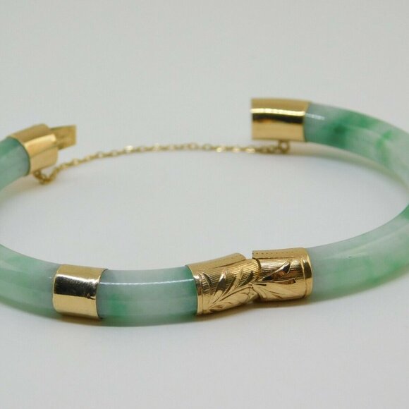 ESTATE 14K YELLOW GOLD GREEN JADE HINGED BANGLE BRACELET 30.4g 2-1/8" ACROSS - Picture 4 of 6